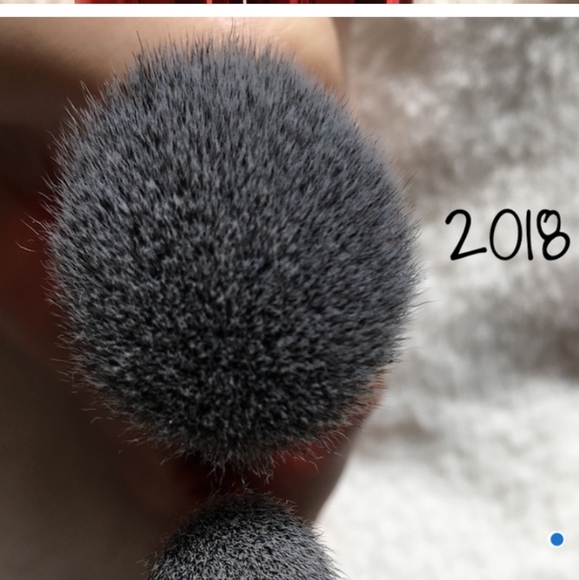 SEPHORA exclusive brush - Picture 2 of 5